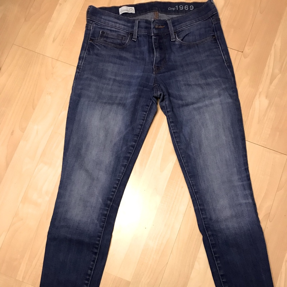 GAP dark blue jeans 27a